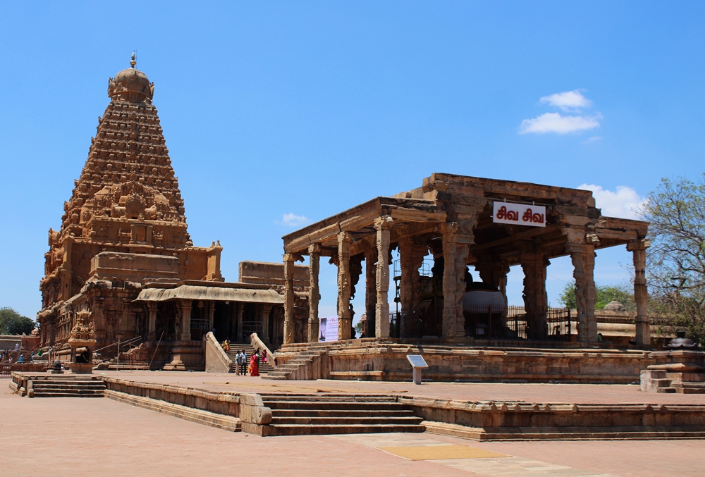 Visiting Brihadishvara temple and exploring the cultural heritage of Thanjavur